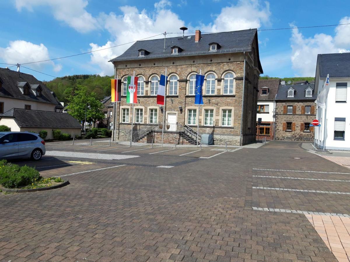 Ferienwohnungen Vulkaneifel Nickenich Luaran gambar